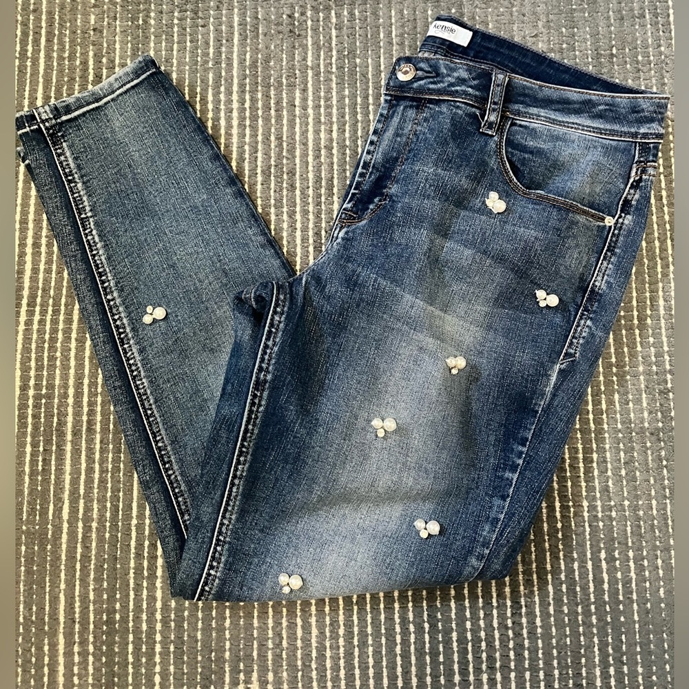 Kensie Pearl Detail Skinny Jean